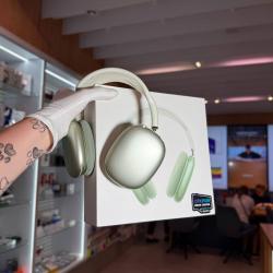 Наушники Apple AirPods Max зеленые б/у