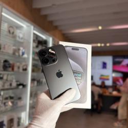 Смартфон Apple iPhone 15 Pro 128Гб "черный титан" б/у