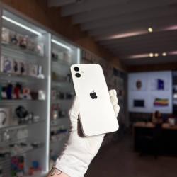 Смартфон Apple iPhone 12 128Гб белый б/у
