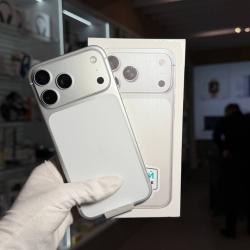 Смартфон Apple iPhone 17 Pro Max 256Гб серебристый (уценка)