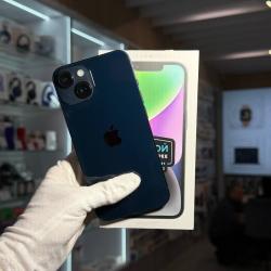 Смартфон Apple iPhone 14 128Гб "темная ночь" б/у