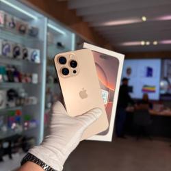 Смартфон Apple iPhone 16 Pro Max 256Гб "песчаный титан" б/у