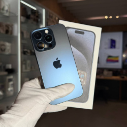 Смартфон Apple iPhone 15 Pro 256Гб "синий титан" б/у