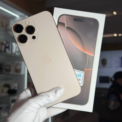 Смартфон Apple iPhone 16 Pro Max 512Гб "песчаный титан" б/у