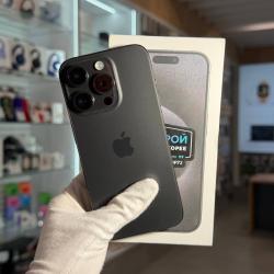 Смартфон Apple iPhone 15 Pro 256Гб "черный титан" б/у