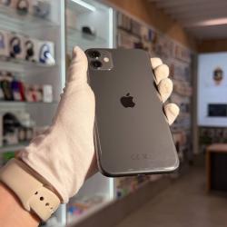 Смартфон Apple iPhone 11 128Гб черный б/у