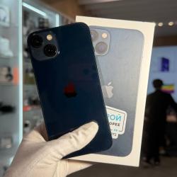 Смартфон Apple iPhone 13 128Гб "темная ночь" б/у