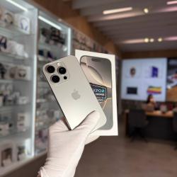 Смартфон Apple iPhone 16 Pro 128Гб "натуральный титан" б/у