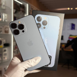 Смартфон Apple iPhone 13 Pro 256Гб небесно-голубой б/у