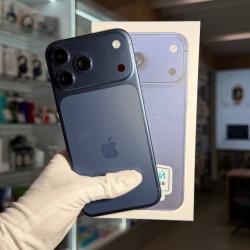 Смартфон Apple iPhone 17 Pro Max 512Гб темно-синий б/у