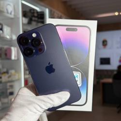Смартфон Apple iPhone 14 Pro 128Гб темно-фиолетовый б/у