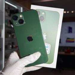 Смартфон Apple iPhone 13 128Гб зеленый б/у