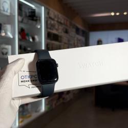 Apple Watch Series 8, 45 мм, корпус из алюминия "темная ночь" б/у