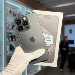 Смартфон Apple iPhone 15 Pro 256Гб "черный титан" б/у