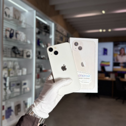 Cмартфон Apple iPhone 13 256Гб "сияющая звезда" б/у