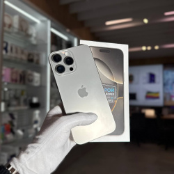 Смартфон Apple iPhone 16 Pro Max 256Гб "натуральный титан" б/у