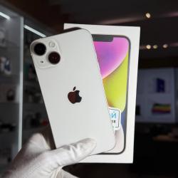 Смартфон Apple iPhone 14 256Гб &laquo;сияющая звезда&raquo; б/у