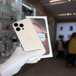 Смартфон Apple iPhone 16 Pro Max 256Гб "песчаный титан" б/у