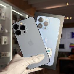 Смартфон Apple iPhone 13 Pro 128Гб "небесно-голубой" б/у
