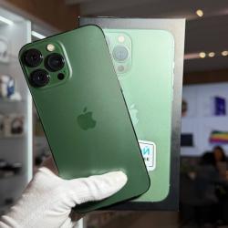 Смартфон Apple IPhone 13 Pro Max 256Гб "альпийский зеленый" б/у