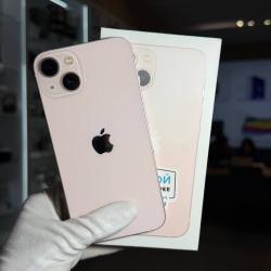 Смартфон Apple iPhone 13 128Гб розовый б/у