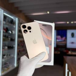 Смартфон Apple iPhone 16 Pro Max 256 Гб "песчаный титан" б/у