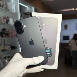 Смартфон Apple iPhone 16 256Гб черный б/у