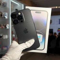 Смартфон Apple iPhone 14 Pro 256Гб "черный космос" б/у