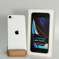Смартфон Apple iPhone SE 2020 64Гб белый б/у