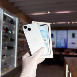 Смартфон Apple iPhone 15 128Гб голубой б/у