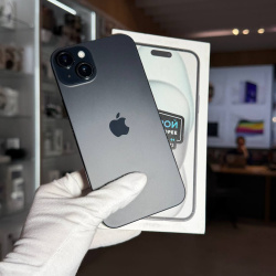 Смартфон Apple iPhone 15 Plus 128Гб черный б/у