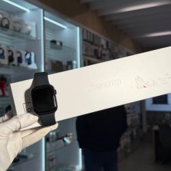 Apple Watch Series 8, 45 мм, корпус из алюминия "темная ночь" б/у