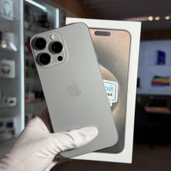 Смартфон Apple iPhone 15 Pro Max 256Гб "натуральный титан" б/у