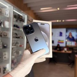 Смартфон Apple iPhone 15 Pro 256Гб  "синий титан" б/у