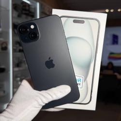 Смартфон Apple iPhone 15 Plus 256Гб черный б/у