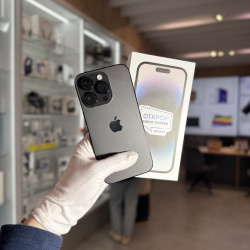 Смартфон Apple iPhone 14 Pro 256Гб "черный космос" б/у