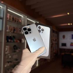Смартфон Apple iPhone 13 Pro 128Гб "небесно-голубой" б/у