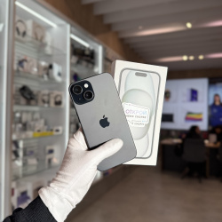 Смартфон Apple iPhone 15 128Гб черный б/у
