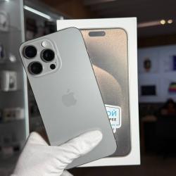 Смартфон Apple iPhone 15 Pro Max 256Гб "натуральный титан" б/у