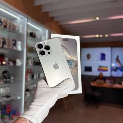 Смартфон Apple iPhone 16 Pro Max 256Гб "натуральный титан" б/у