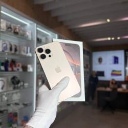 Смартфон Apple iPhone 16 Pro Max 256 Гб "песчаный титан" б/у