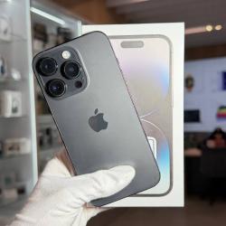 Смартфон Apple iPhone 14 Pro 128Гб "черный космос" б/у