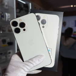 Смартфон Apple iPhone 13 Pro 256Гб серебристый б/у