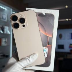 Смартфон Apple iPhone 16 Pro 256Гб "песчаный титан" б/у