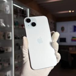 Смартфон Apple iPhone 15 256Гб голубой б/у