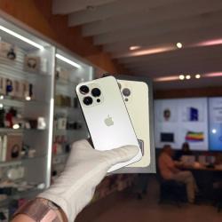 Смартфон Apple iPhone 13 Pro 256Гб серебристый б/у